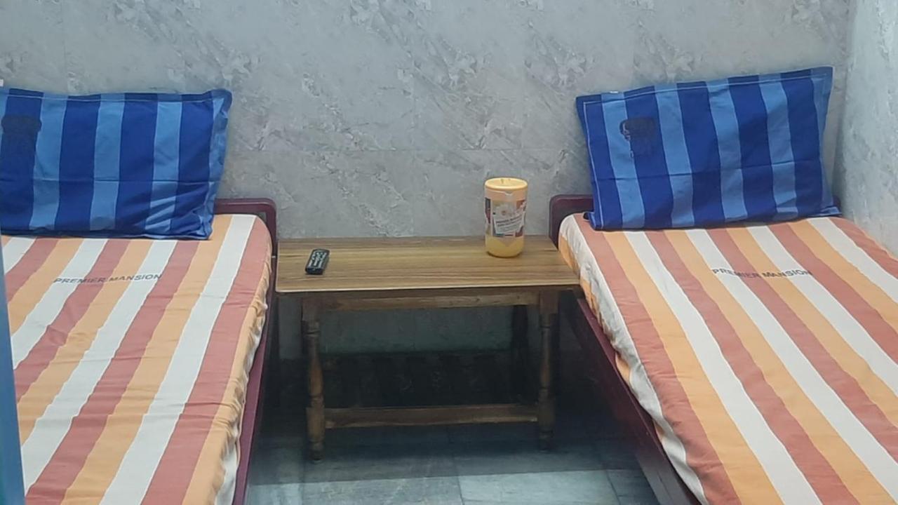 Premier Mansion Hotel Csennai Kültér fotó