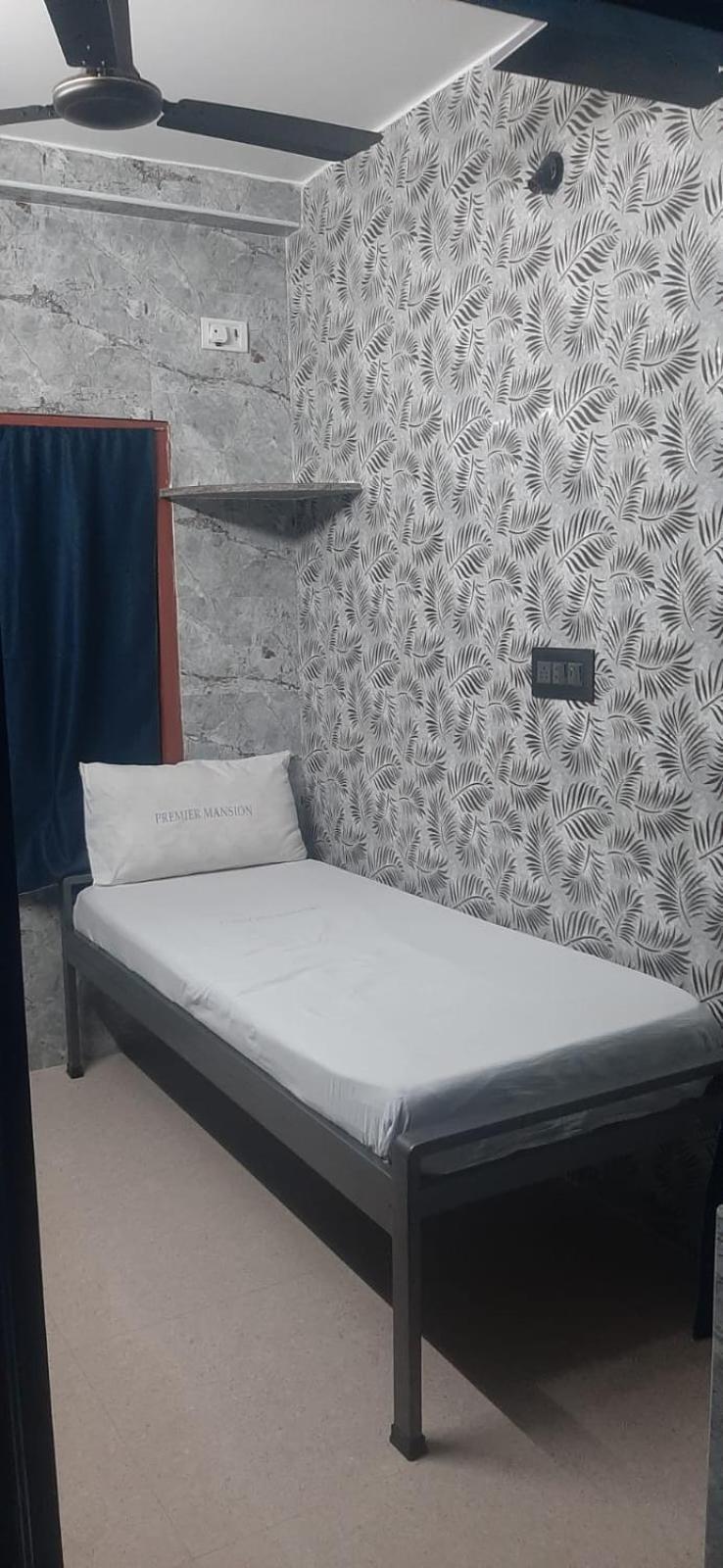 Premier Mansion Hotel Csennai Kültér fotó